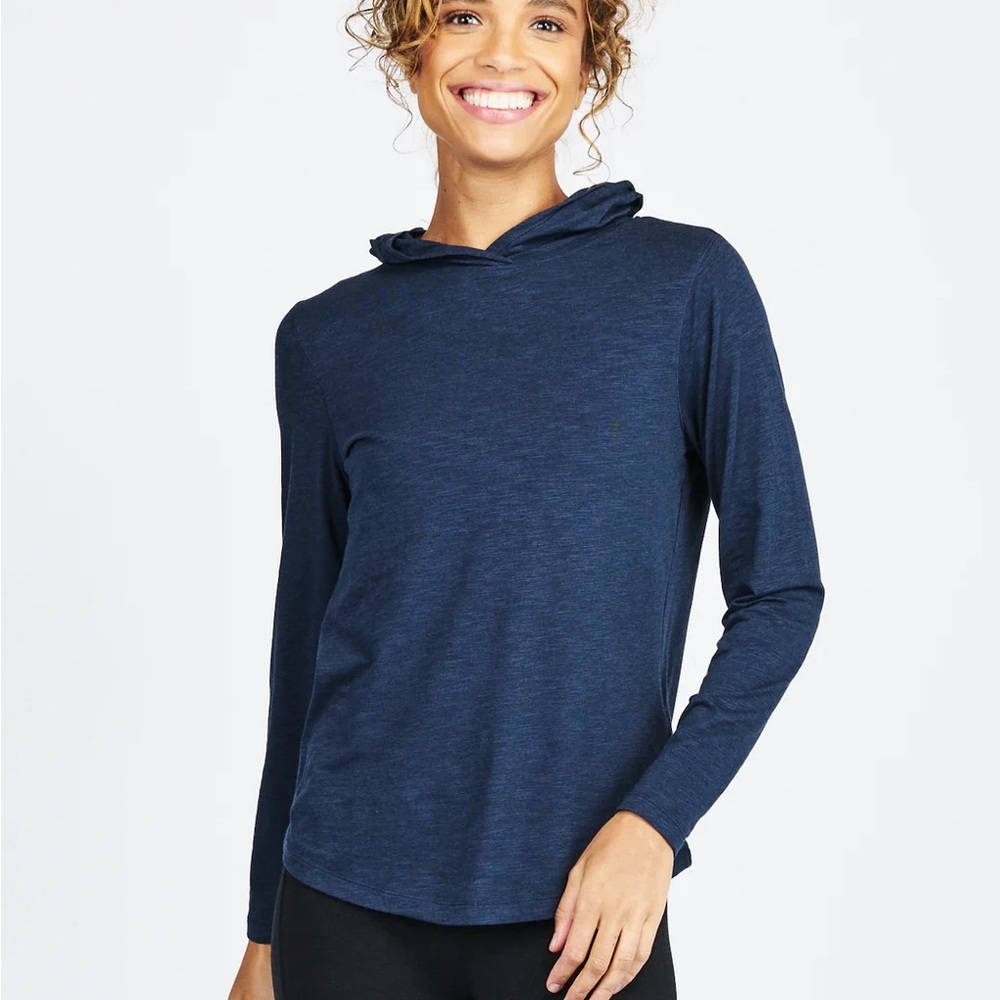 Tasc cotton long sleeve hoodie in Black size L
